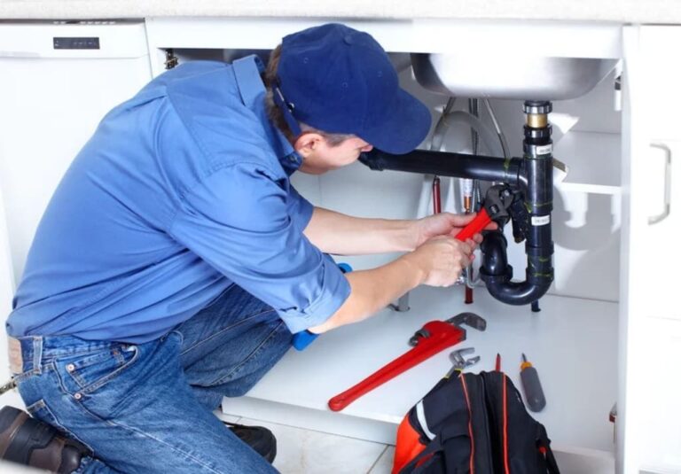Custom Fit Plumbing technician at work in Eaton, OH